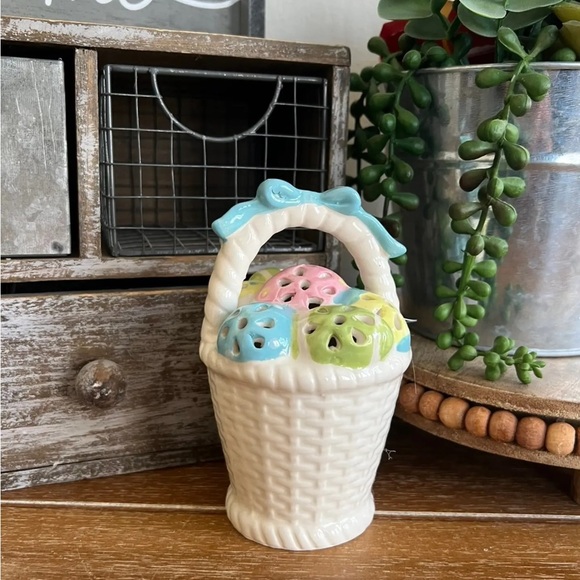 New Decorative Ceramic Light Up Easter Basket - Picture 2 of 4
